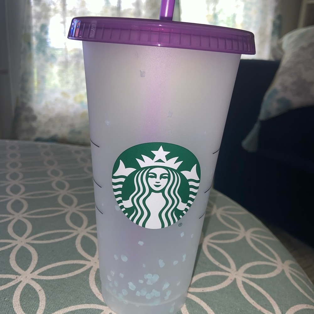 Purple reusable Starbucks color changing cold cup
